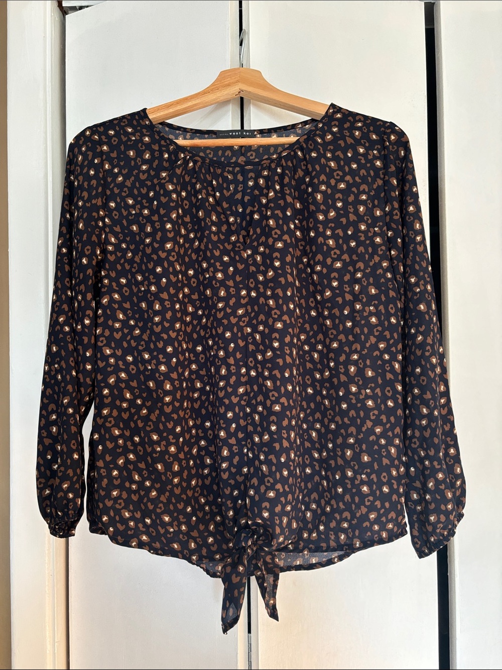 West kei Women’s Navy Leopard-Print Tie-Hem Blouse